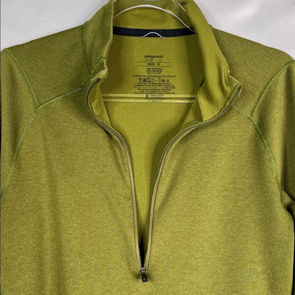 Patagonia Men's Capilene 3 1/4 Zip-Up in green